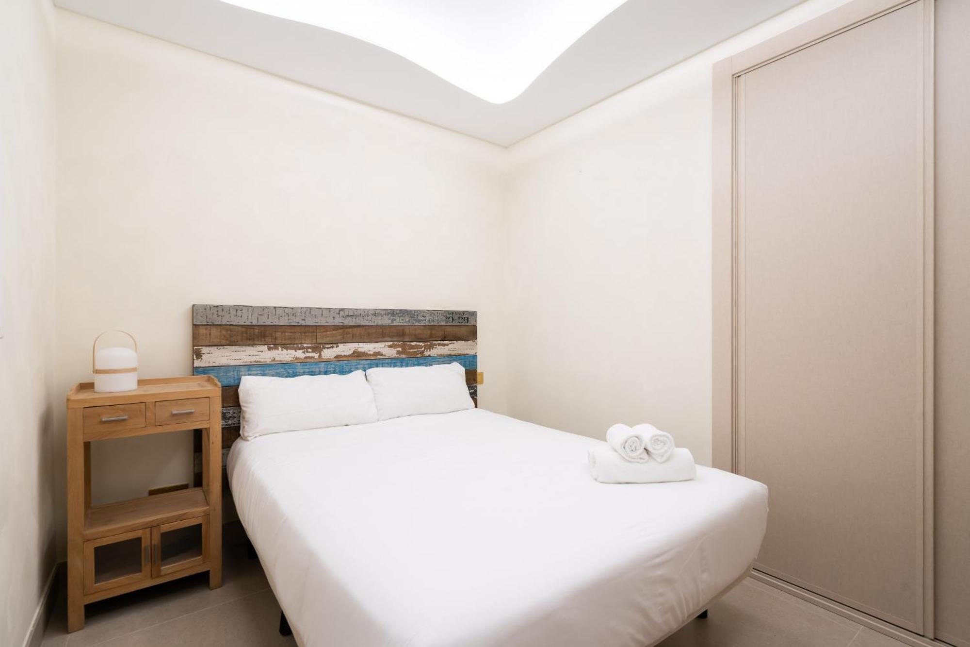 Apartamento Exclusivo En El Retiro Metro Ibiza Alquiler Temporal Madrid Exterior photo