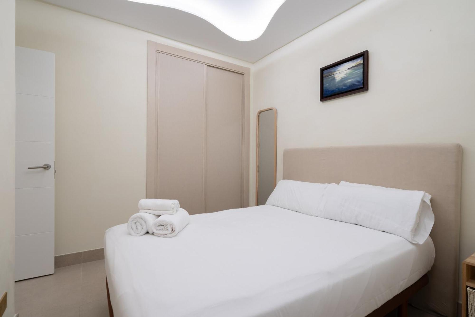 Apartamento Exclusivo En El Retiro Metro Ibiza Alquiler Temporal Madrid Exterior photo